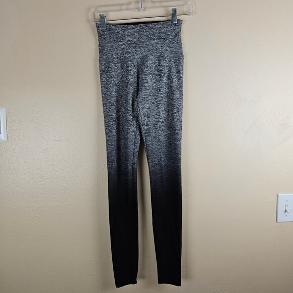 Beyond Yoga Alloy Ombre Midi Leggings High Waisted Stretchy Size Small - Picture 1 of 7